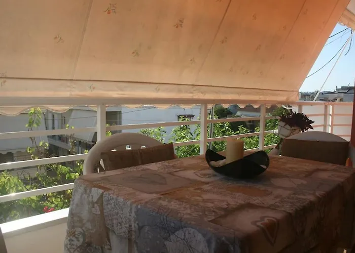 Anna\'S Apartment